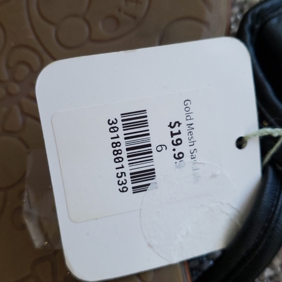 Big Girls Youth Sandals New With tags size 6 & 7 - Picture 10 of 10